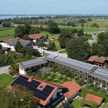Exter - Modernes Self Check-in Am Chiemsee