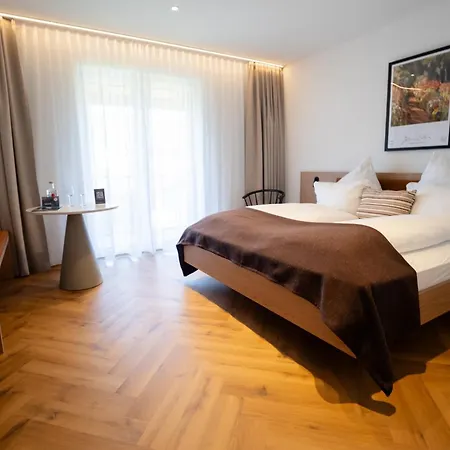 Exter - Modernes Self Check-in Am Chiemsee